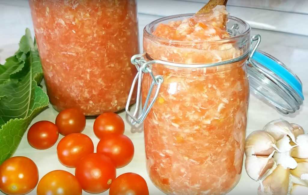 Хреновина с помидорами и чесноком: 5 рецептов на зиму + секреты чтобы не закисала