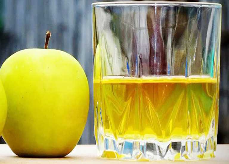 Настойка из яблок в домашних условиях: простой рецепт на водке, на спирту и на самогоне