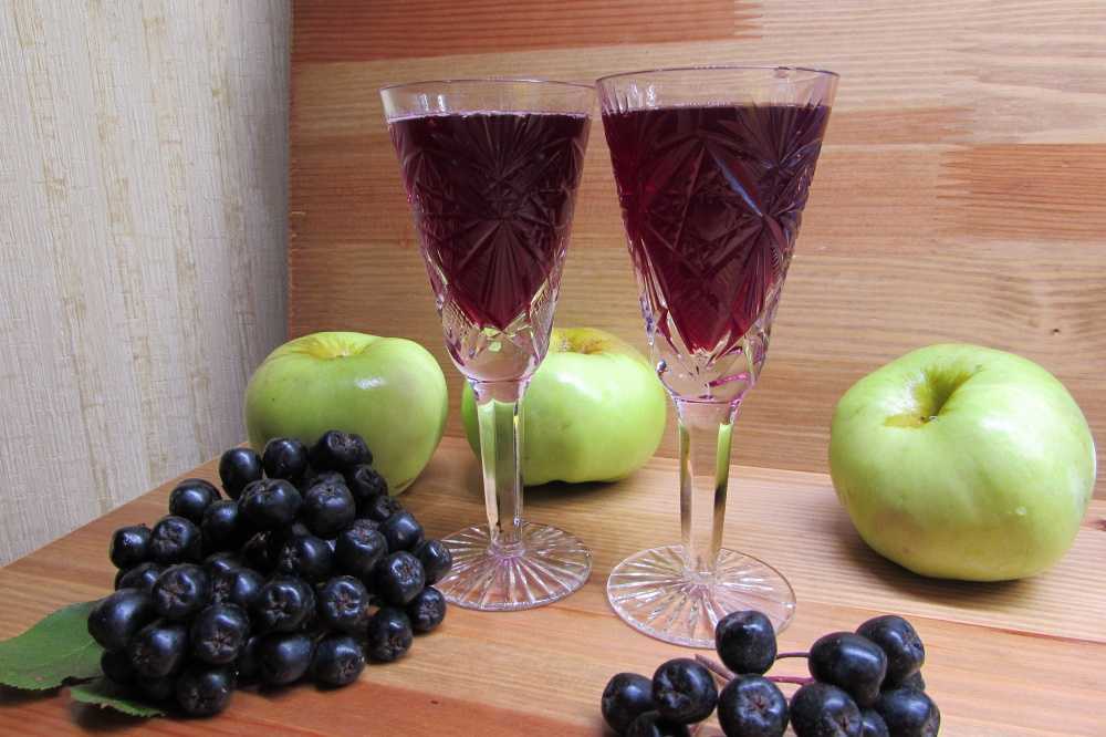 Как приготовить водку из яблок в домашних условиях — изучаем все нюансы